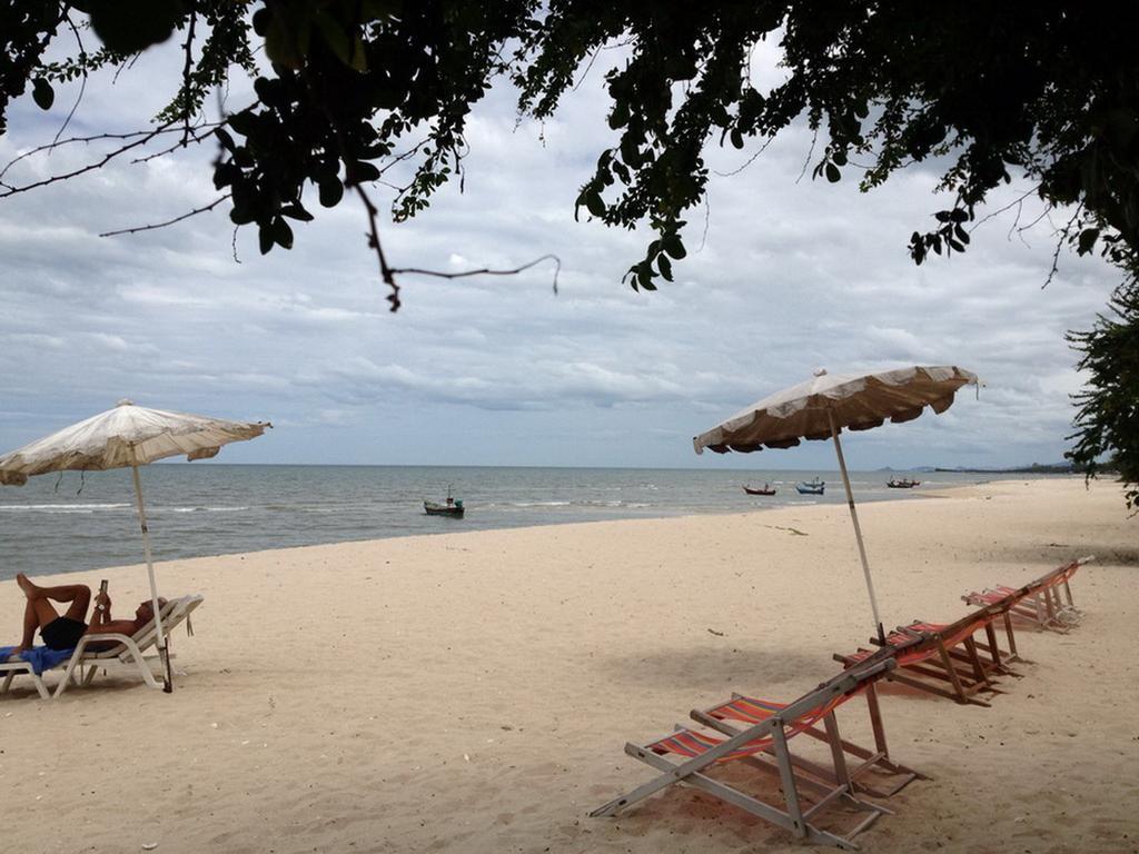 Cha-Am Beach Club Zewnętrze zdjęcie